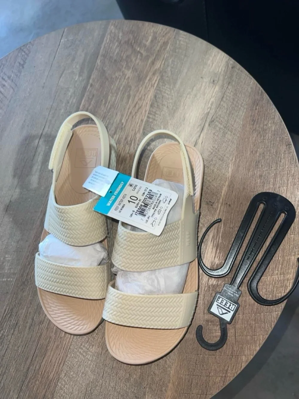 REEF Water Vista Women’s Sandals Size 10 Natural Beige NWT